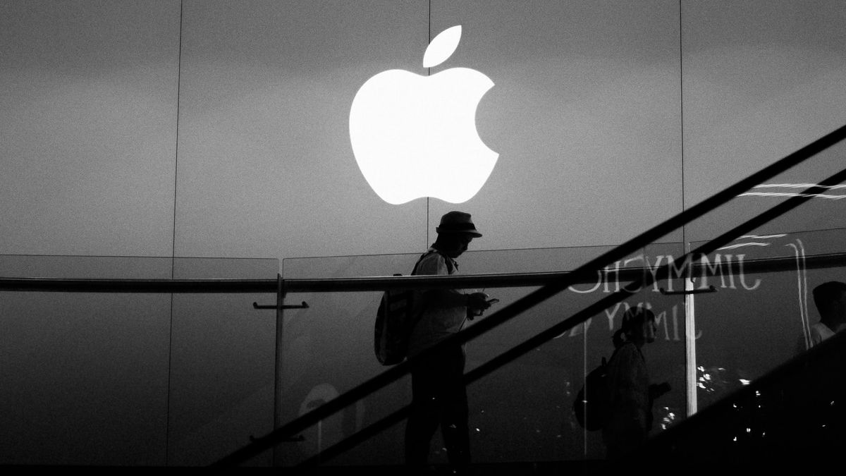 Apple wstrzymuje sprzedaż iPhone'ów w Rosji. Na tym nie koniec 1