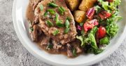 Schab z pieczarkami. Idealnie kruchy i aromatyczny