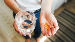 Nie zażywaj jednocześnie witaminy C i B12. Konieczne jest zachowanie odstępu