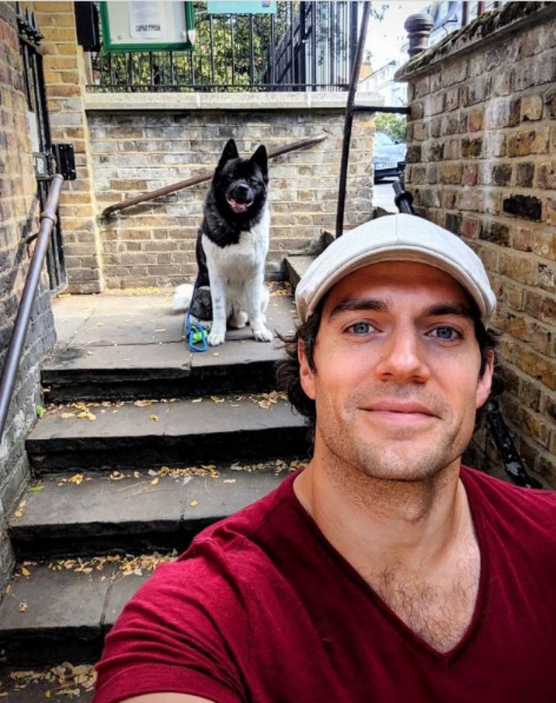 Henry Cavill pochwalił się nową ukochaną
