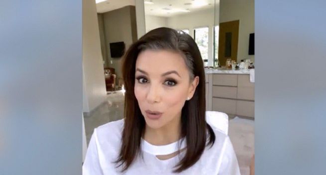 Eva Longoria uczy, jak ufarbować samodzielnie włosy w reklamie L’Oreal (wideo)