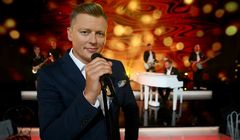 Rafał Brzozowski poprowadzi show „Jaka to melodia?”. Emisja od 7 września w TVP1 (zdjęcia)