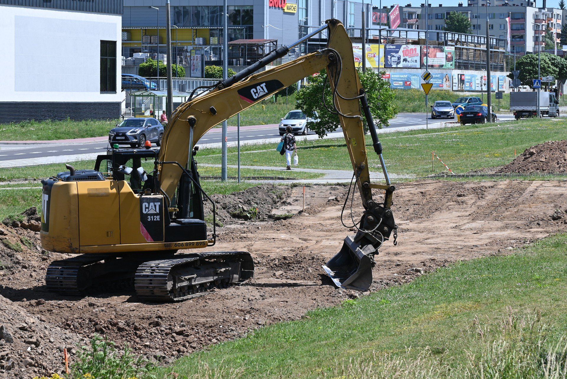 Plac budowy ścieżki rowerowej na osiedlu Ślichowice