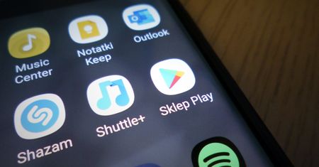 Sklep Google Play: w aplikacji do PDF-ów ukryto trojana bankowego