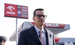 Morawiecki atakuje Orlen ws. cen. Koncern odpowiada
