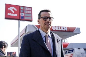 Morawiecki atakuje Orlen ws. cen. Koncern odpowiada