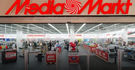 899 zł za telewizor. Sprawdź ofertę Media Markt