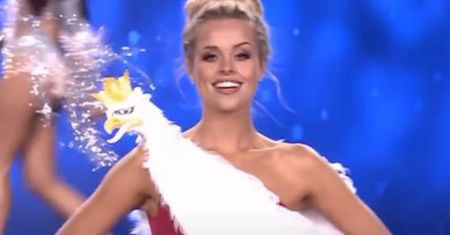 Zdenerwowana Natalia Balicka pokazuje, jak miała wyglądać jej SUKNIA Z ORŁEM: "Ja się godziłam na coś ZUPEŁNIE INNEGO" (FOTO)