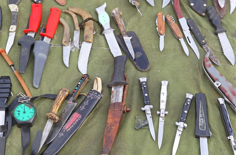 German authorities to ban knives longer than 6 cm in public due to increase in knife attacks