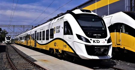 Koronawirus. Kłodzki sanepid szuka pasażerów pociągu