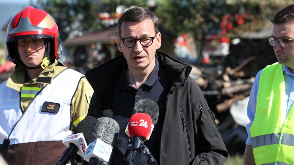 Pożar w Nowej Białej. Morawiecki: nie zostawimy was samych