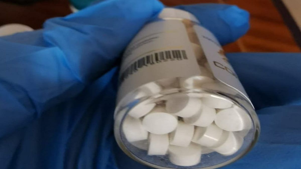 Troskliwa matka przyniosła synowi narkotyki do więzienia