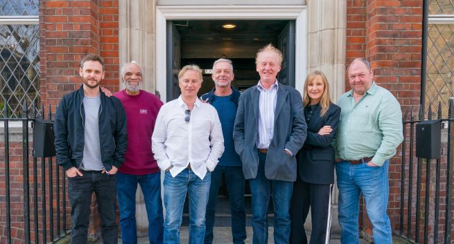 Na Disney+ zobaczymy serialową kontynuację filmu „Goło i wesoło”