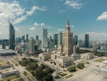 Pogoda w Warszawie. Prognoza na niedzielę 22 marca. Umiarkowane zachmurzenie i brak opadów