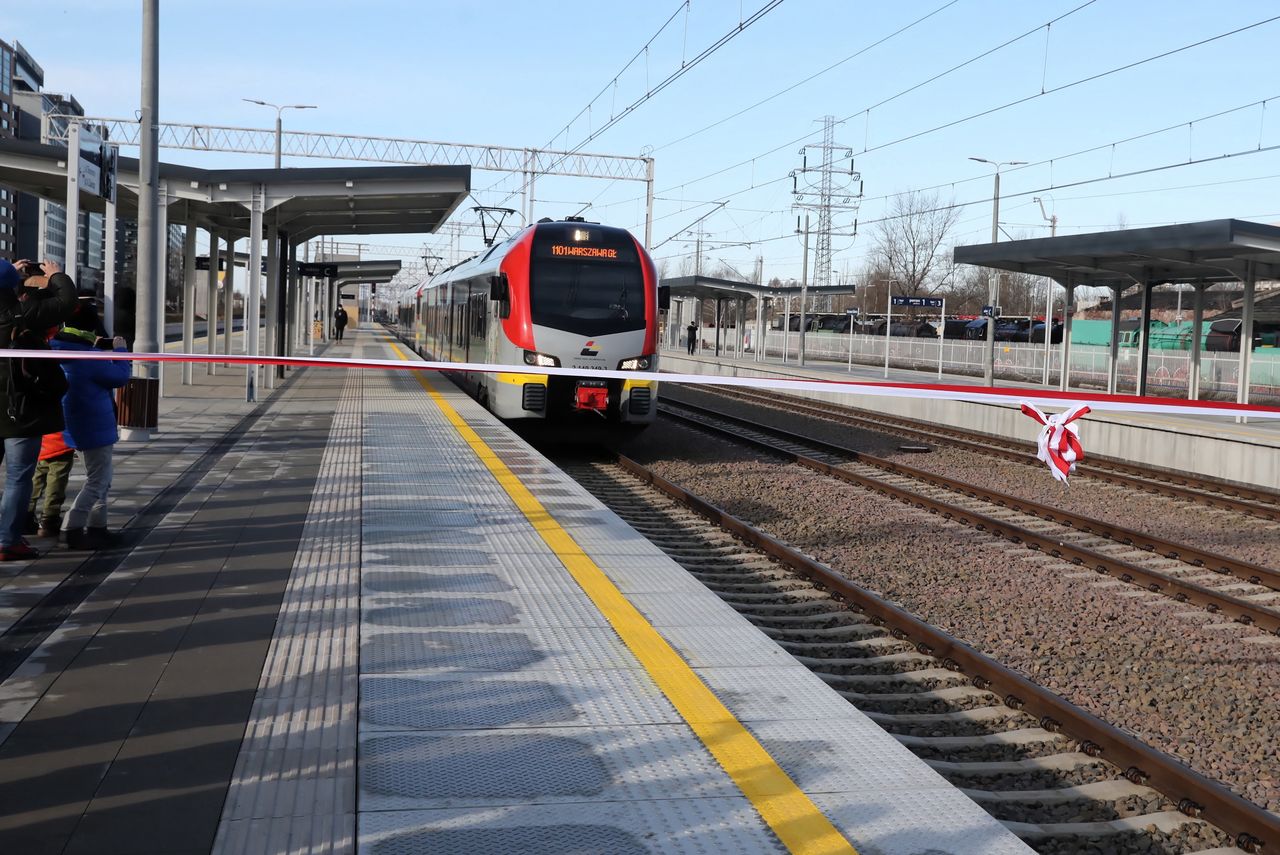 Warszawa. W niedzielę pierwszy pociąg wjechał na stację Dworca Głównego