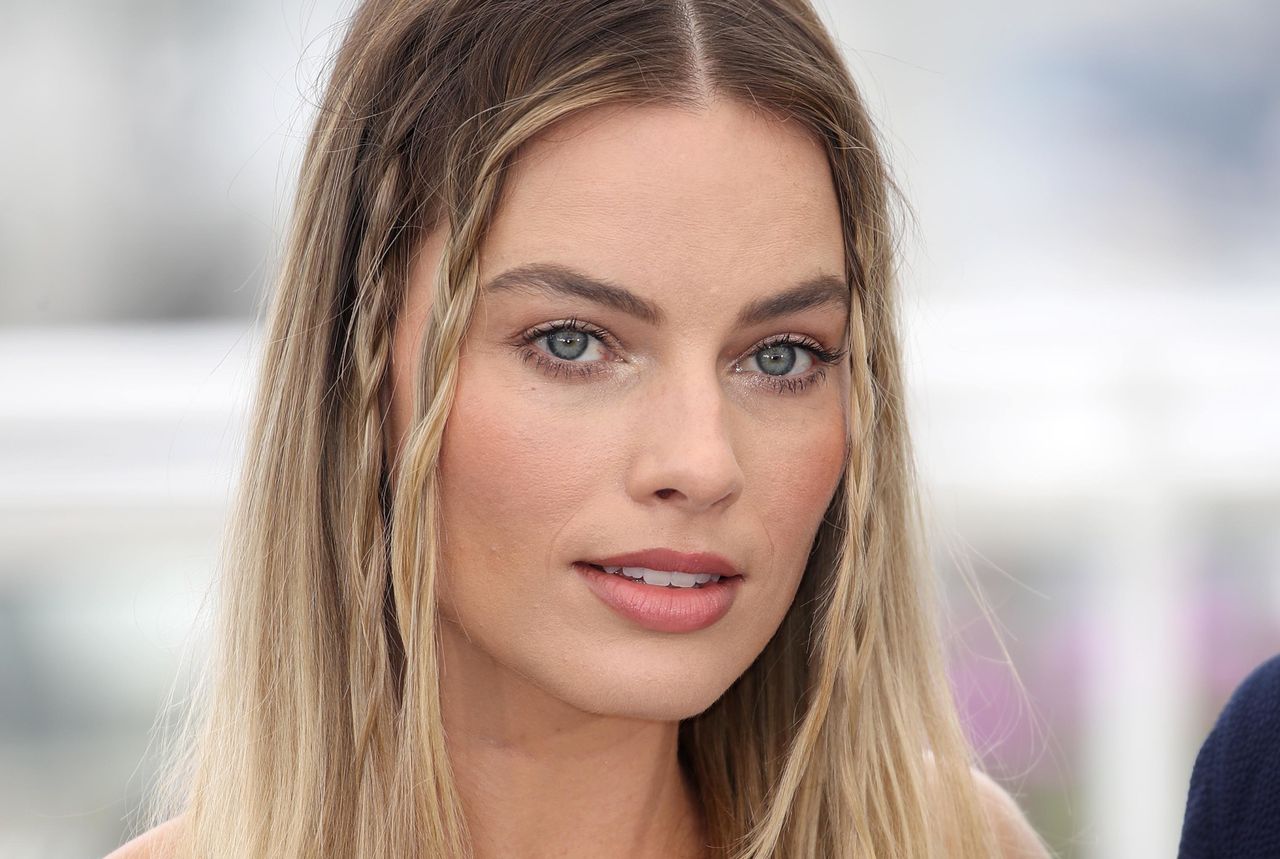 Margot Robbie jak Sharon Tate. Odtworzyła fryzurę sprzed 40 lat