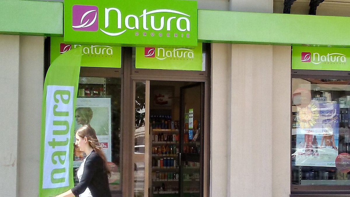 Jedna z drogerii Natura w Tomaszowie Mazowieckim