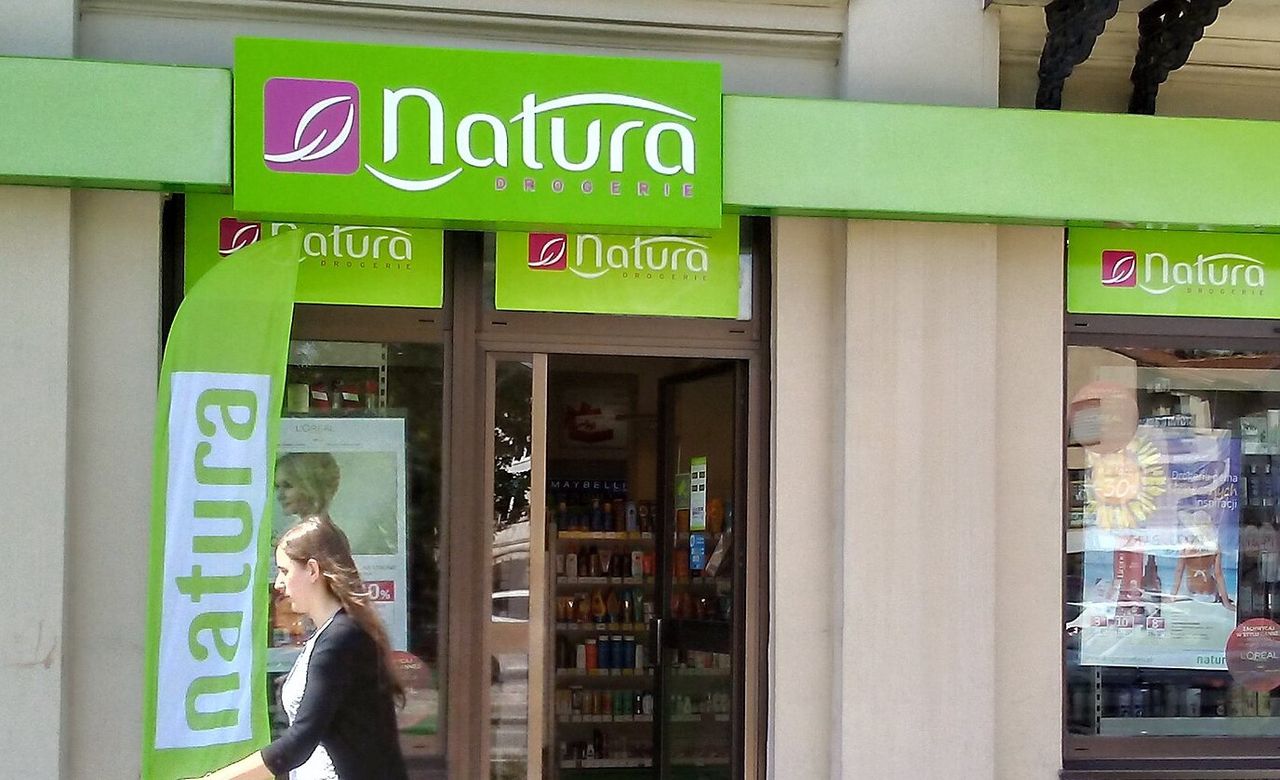 Perfumy przecenione nawet o 110 zł. W Drogerii Natura ruszyły nowe promocje