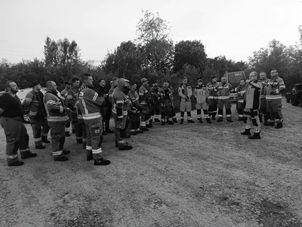 Tragiczny finał poszukiwań 75-latka z Ostrowca. Ciało znaleziono w lesie za Gutwinem