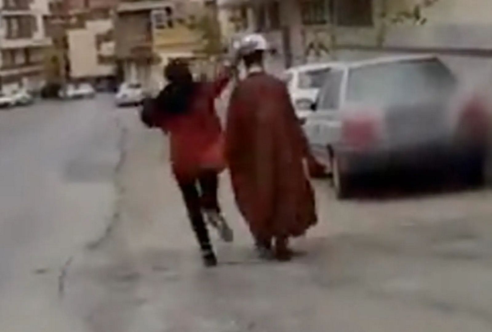 Nagranie z Iranu. Wideo z duchownym i kobietą niesie się w sieci