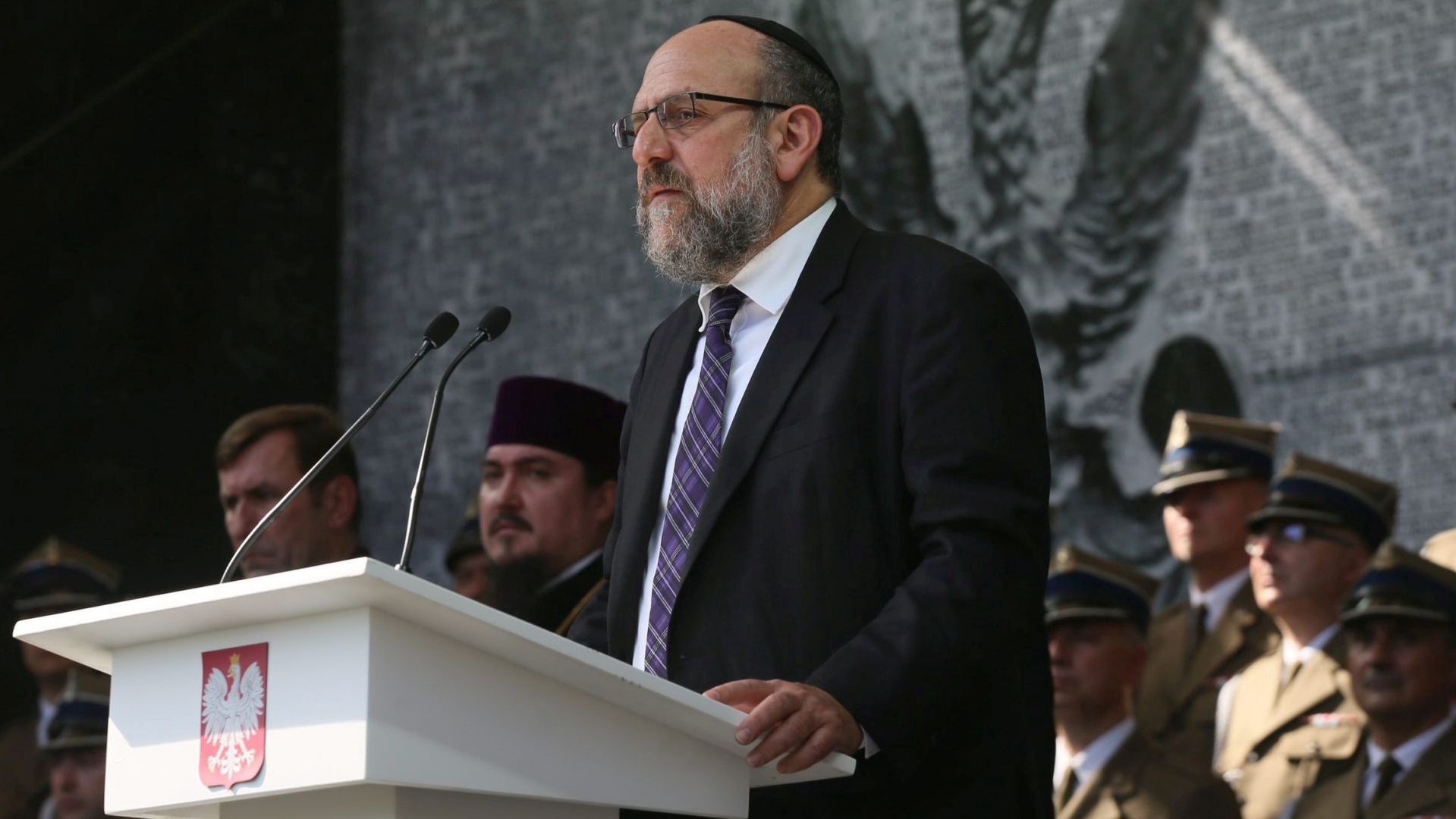 Naczelny rabin Polski, Michael Schudrich podczas otwarcia Muzeum Katyńskiego 