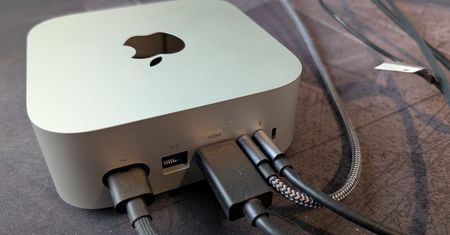 Chcesz więcej RAM-u w Macu? Apple każe czekać do lipca