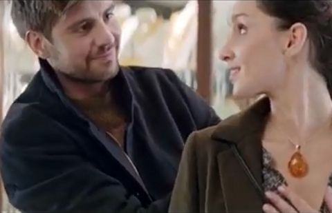 Opowieść Radosława Kotarskiego o bursztynie zakochanych reklamuje konto Profit w Banku Millennium (wideo)