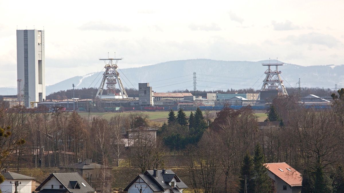Na zdjęciu należąca do JSW kopalnia Pniówek