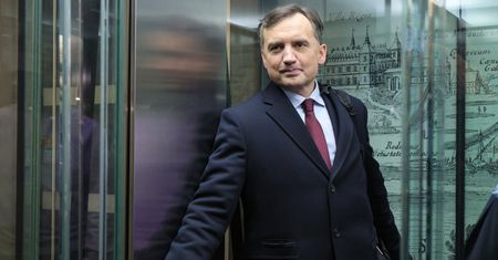 Jak Zbigniew Ziobro urządził się w Brukseli? Tam mieszka
