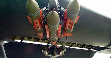 Bomby kierowane JDAM. Cudowna broń ukraińskiej ofensywy jest zakłócana przez Rosjan