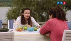 Ten kanał zamknął newsroom i opuścił multipleksy. Ale widzów przybyło