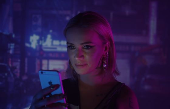 Maffashion i Julia Wieniawa w kampanii na temat zaburzeń psychicznych #PoDrugiejStronieLustra