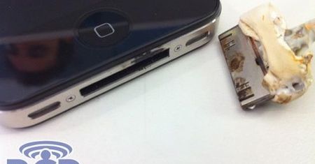 Uwaga: iPhone 4 też może się zapalić