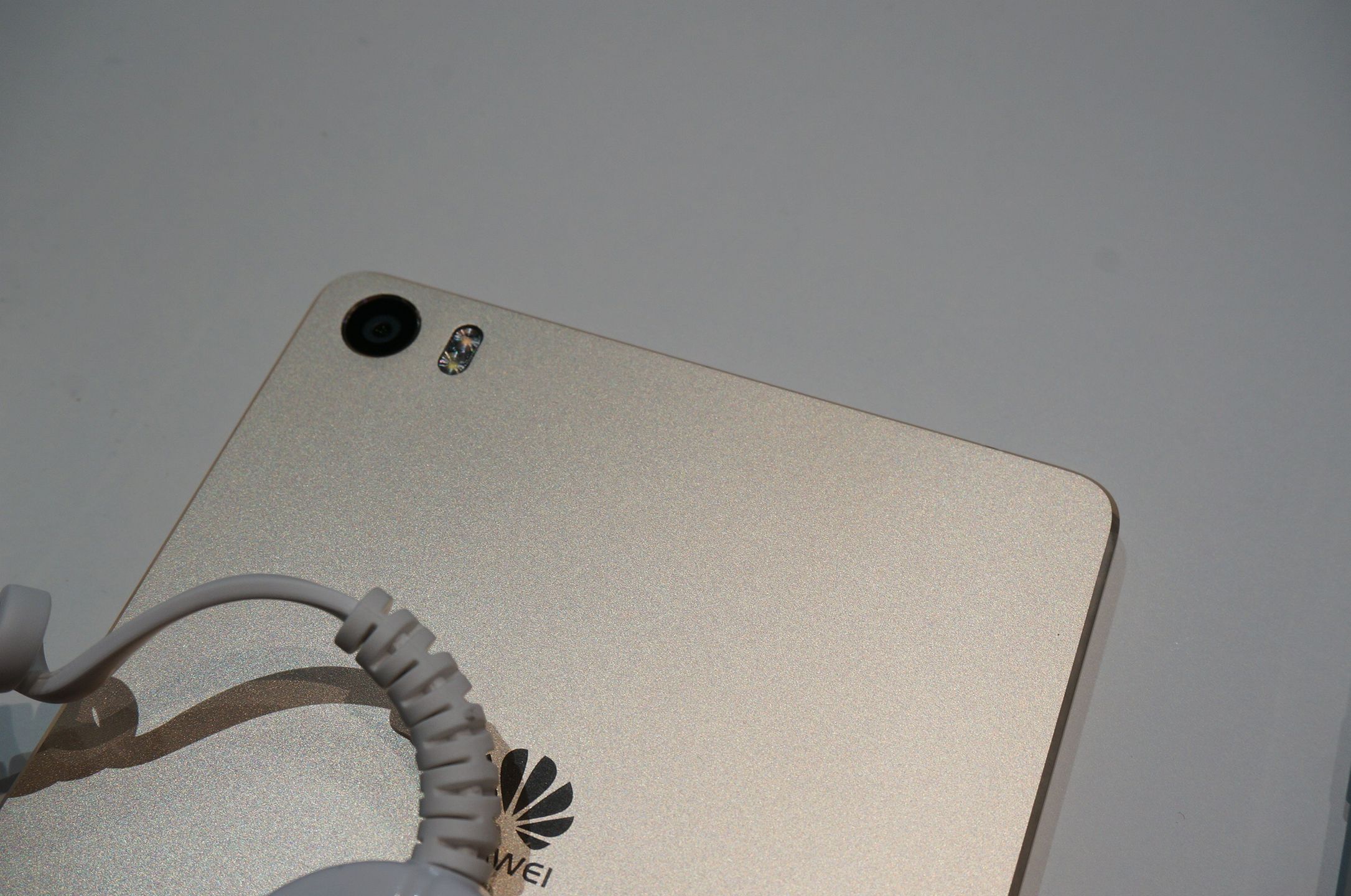 Huawei P8 oraz 6,8-calowy P8max oficjalnie 47