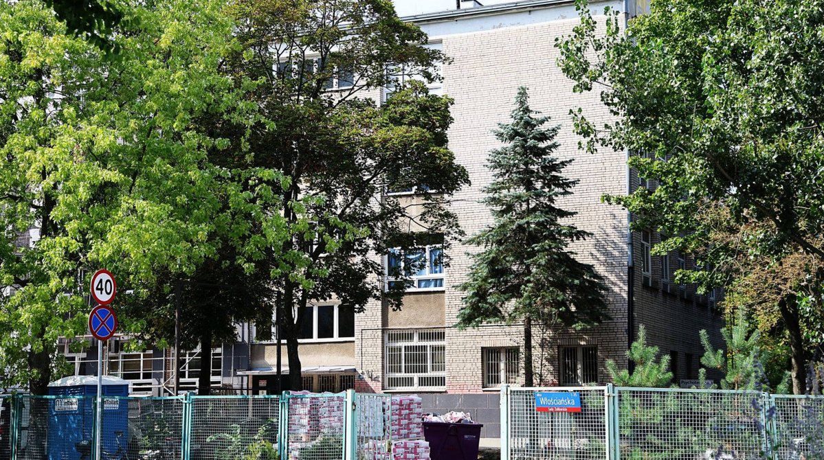 Warszawa: Ruszył remont szkoły. Uczniowie zyskają ciepłe i nowoczesne sale