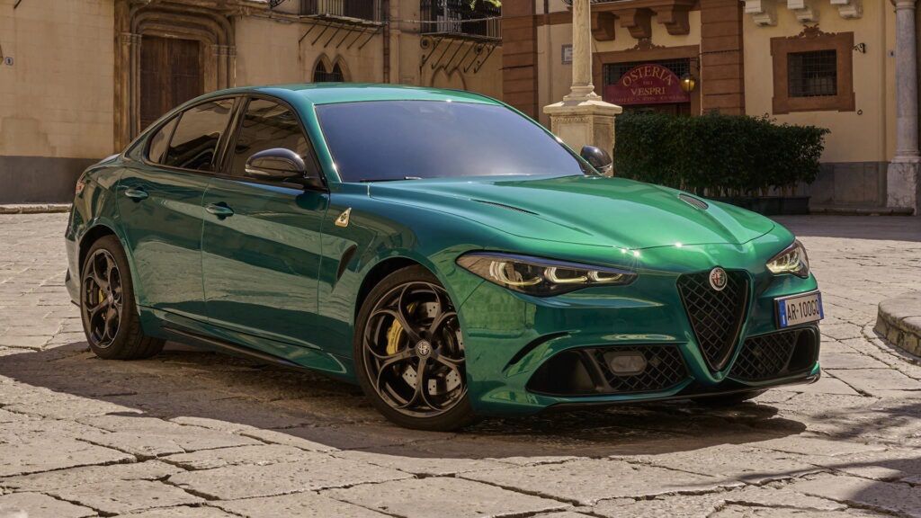 Alfa Romeo Giulia i Stelvio Quadrifoglio