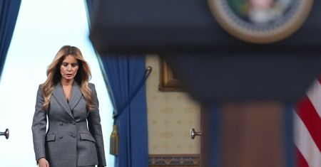 Rekordowo niskie oceny Melanii. Analityk: "Historycznie fatalne"