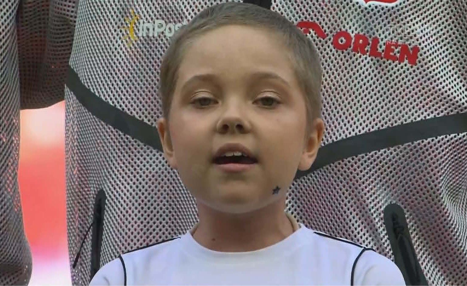 Podopieczni fundacji Cancer Fighters na meczu Polska-Ukraina