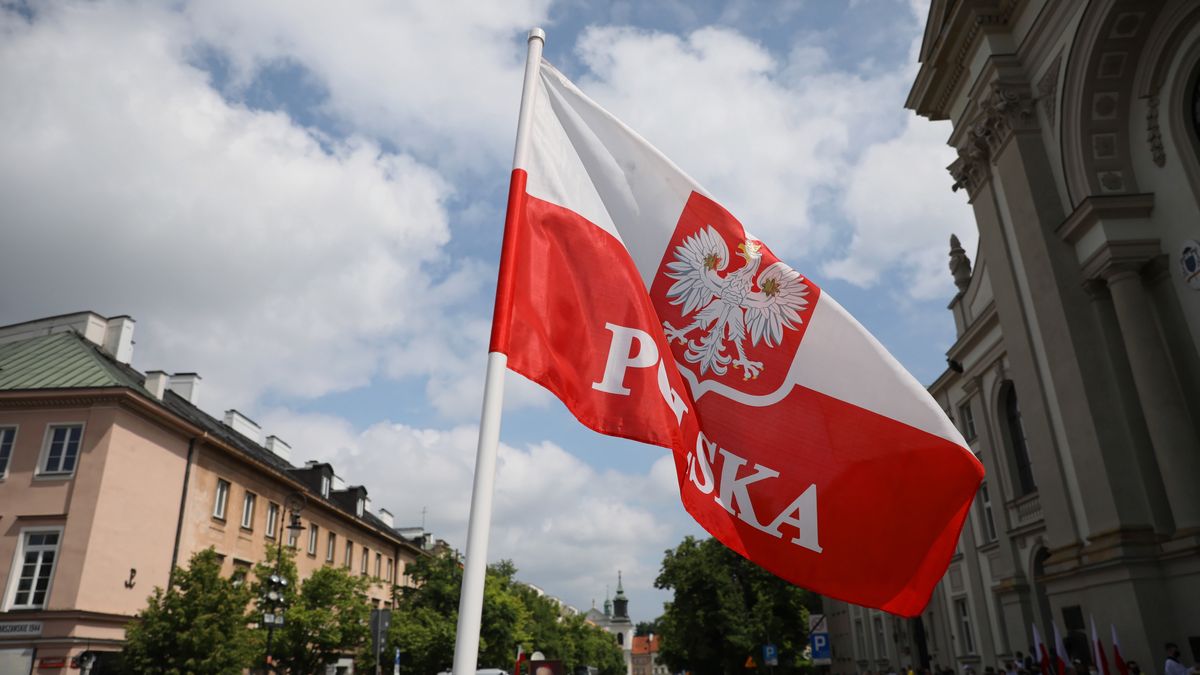 Do Polski przez pierwsze 4 miesiące tego roku napłynęło więcej inwestycji zagranicznych niż rok temu w takim samym okresie