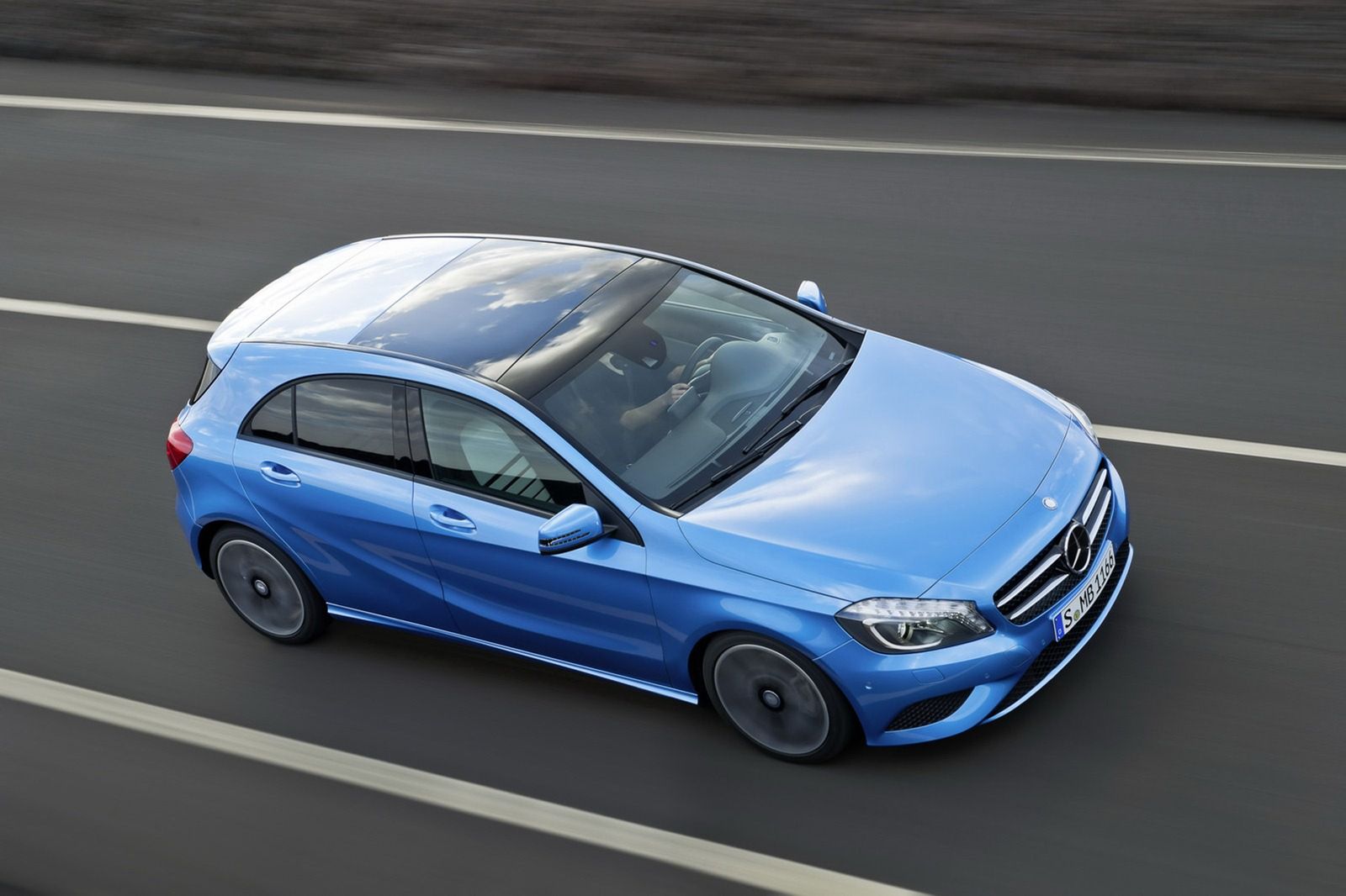 Mercedes-Benz klasy A (W176) - obszerna galeria prosto od producenta 27