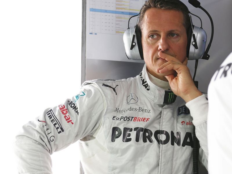 Schumacher nadal w śpiączce - co dalej z kierowcą?