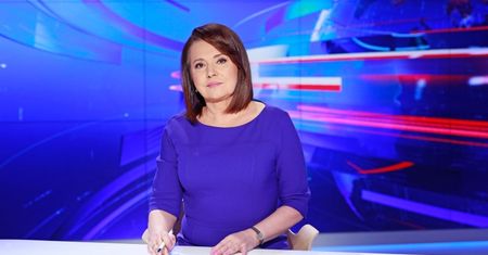 Wpadka w "Wiadomościach" TVP! "Pan korespondent na żywo z WASZYNGTONU". Wystarczy wyraźnie się przyjrzeć... (FOTO)
