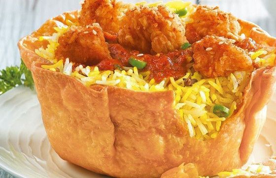 KFC eksperymentuje w Indiach z jadalnymi miseczkami, chce promować ekologię
