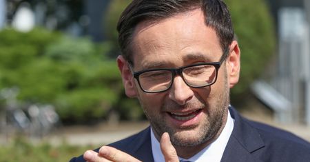 Orlen przejmuje Polska Press. Medioznawcy mówią o upolitycznieniu prasy