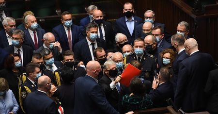 Protest kobiet. Bulwersująca wpadka marszałka Ryszarda Terleckiego
