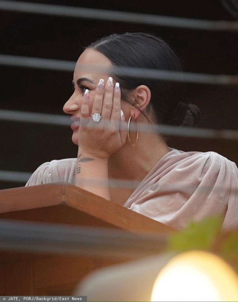 Świeżo zaręczona Demi Lovato na kolacji z narzeczonym
