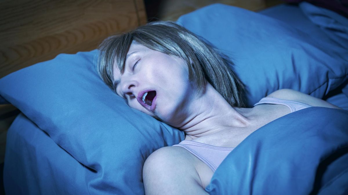 Może uszkodzić neurony. Powiązali bezdech senny z chorobą Parkinsona