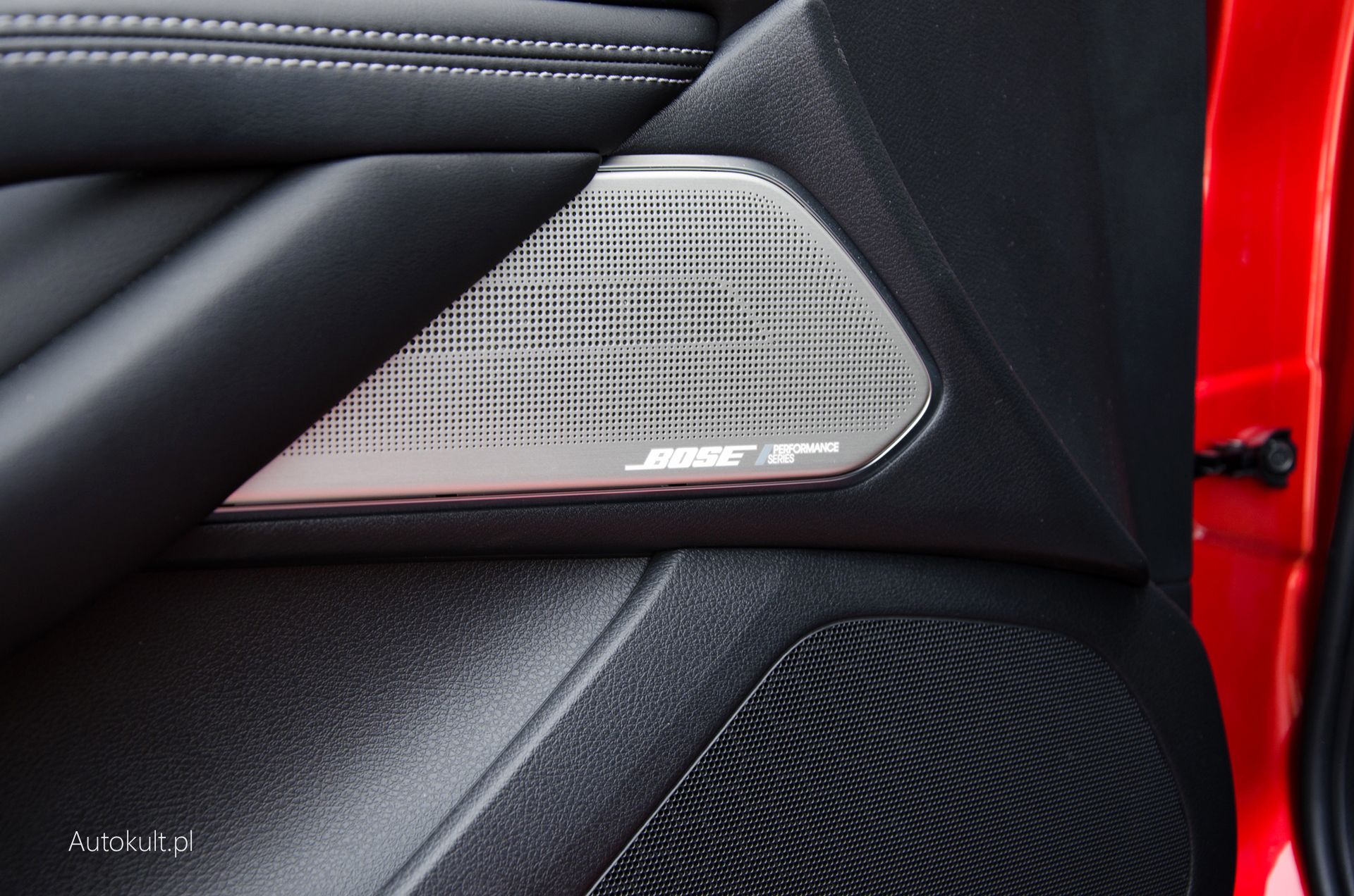 Infiniti Q60S