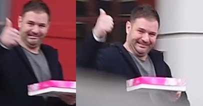 Odchudzony Karolak wchodzi bez kolejki do cukierni Gessler