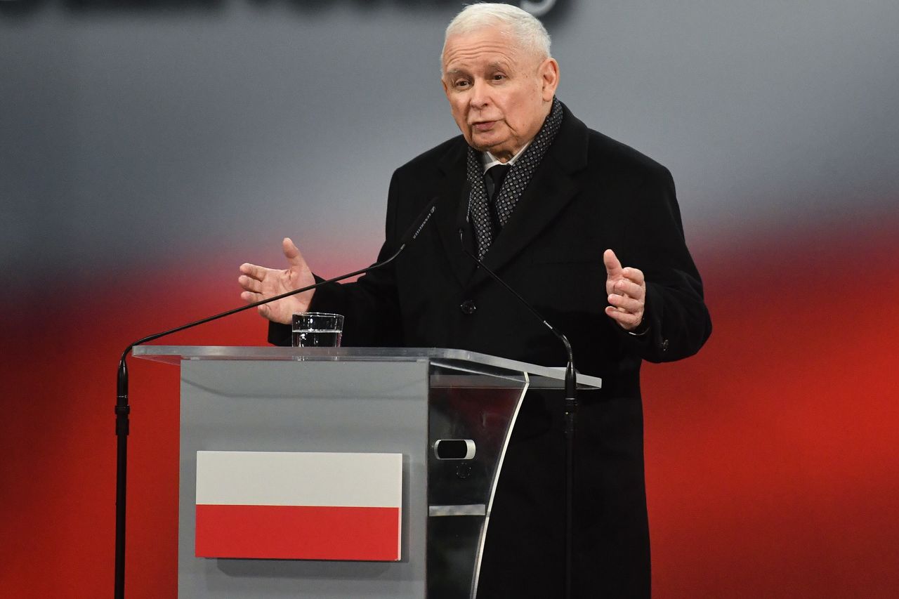"Paliwo smoleńskie się wyczerpało". Co zrobi Kaczyński?